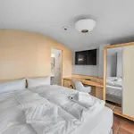 Friedrichstadt 3*