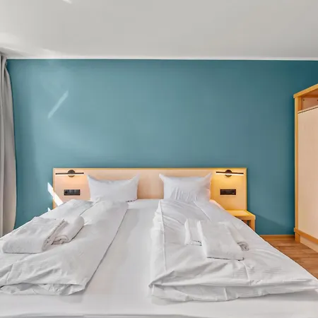 Отель Friedrichstadt 3*